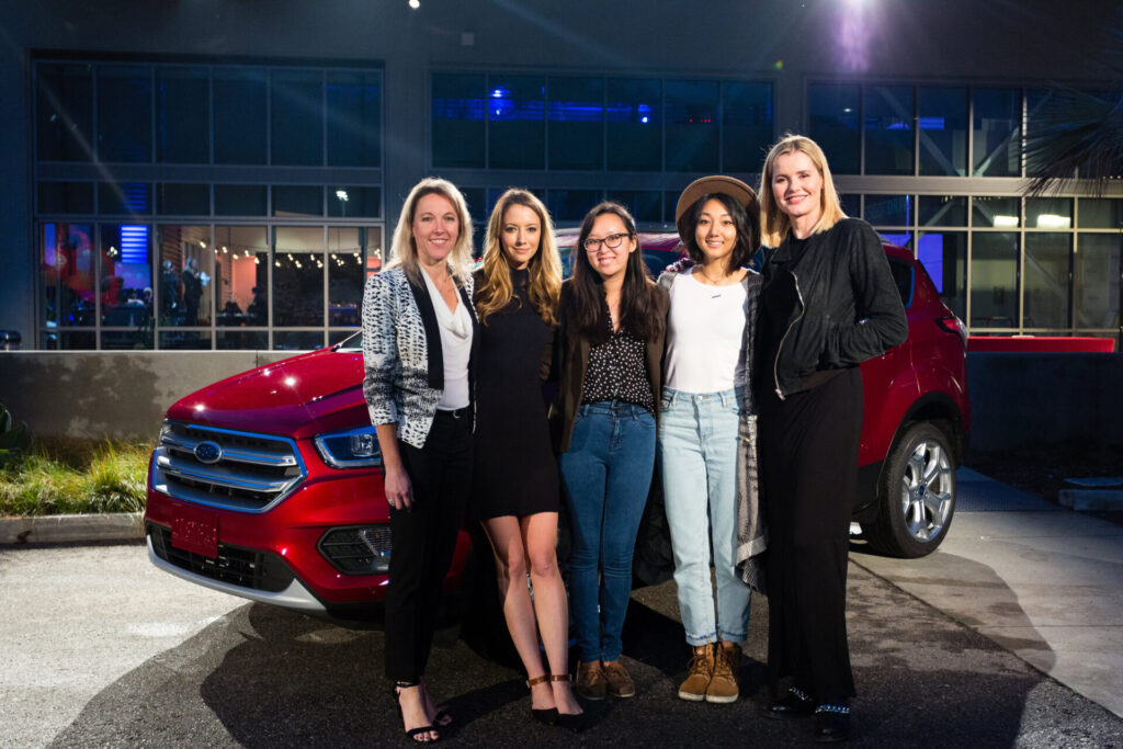 Geena Davis poses with YouTube creators and Ford representative Chantel at the Ford and Geena Davis Institute symposium at YouTube Space LA in 2017.